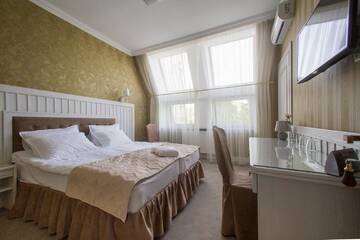 Фотографии Отель Boutique Hotel Deluxe г. Каменец-Подольский (Украина) №5 Фото Отель Boutique Hotel Deluxe г. Каменец-Подольский 5