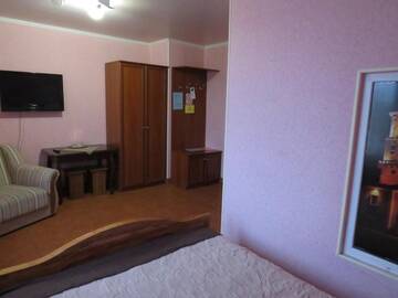 Фото номера Стандартный двухместный номер с 1 кроватью Отель Monte-Kristo Hotel г. Каменец-Подольский 5