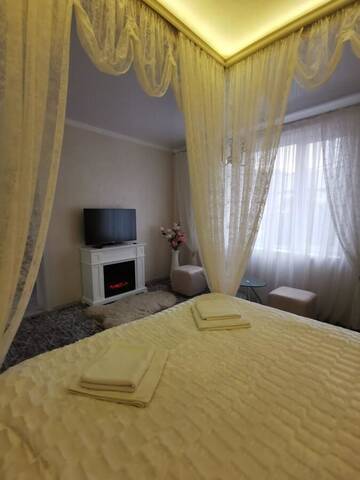 Фото номера Улучшенные апартаменты Отель Monte-Kristo Hotel г. Каменец-Подольский 8