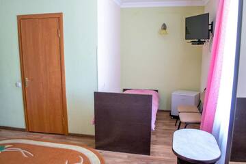 Фото номера Cемейный номер с собственной ванной комнатой Гостевой дом Guest House Stara Rus г. Каменец-Подольский 4