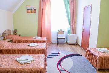Фото номера Cемейный номер с собственной ванной комнатой Гостевой дом Guest House Stara Rus г. Каменец-Подольский 9