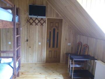 Фото номера Cемейный номер с собственной ванной комнатой Мини-отель Home Hotel г. Каменец-Подольский 6