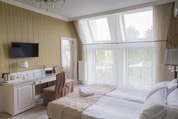 Фото номера Люкс с 2 спальнями Отель Boutique Hotel Deluxe г. Каменец-Подольский 19