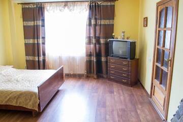 Фото номера Семейный номер с общей ванной комнатой Гостевой дом Guest House Cherepaha г. Каменец-Подольский 11