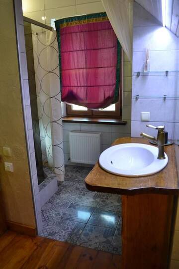 Фото номера Двухместный номер Делюкс с 1 кроватью Гостевой дом Romantic Guest House г. Каменец-Подольский 8