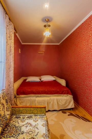 Фото номера Семейный номер Гостевой дом Rooms with Fortetsya View г. Каменец-Подольский 5