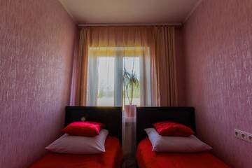 Фото номера Стандартные апартаменты Гостевой дом Rooms with Fortetsya View г. Каменец-Подольский 2
