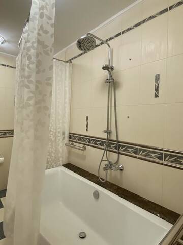 Фото номера Семейный номер Делюкс Гостевой дом “Luxury House“in Old Town г. Каменец-Подольский 2