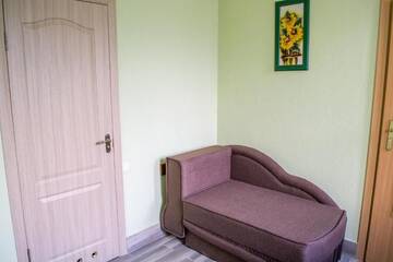 Фото номера Просторный двухместный номер с 1 кроватью (для курящих) Отель Каприз г. Каменец-Подольский 19